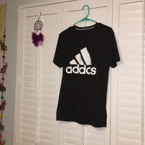 ⚫️⚪️Adidas Shirt⚪️⚫️